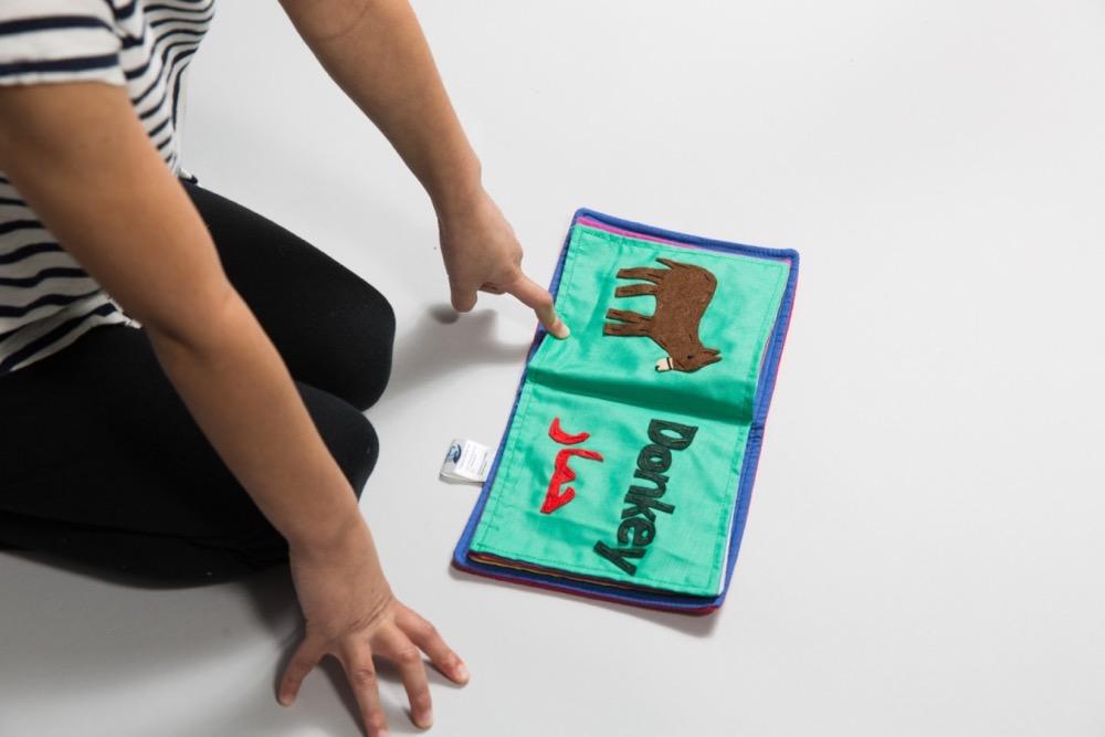 Arabic-English Animal Book