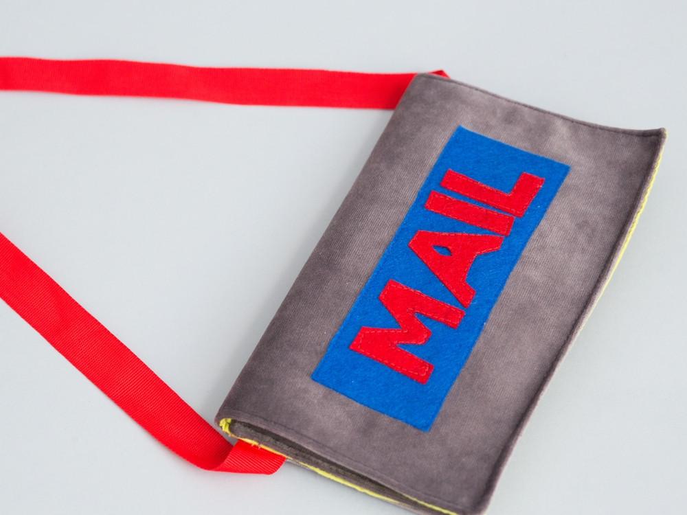 English Mail Bag Set